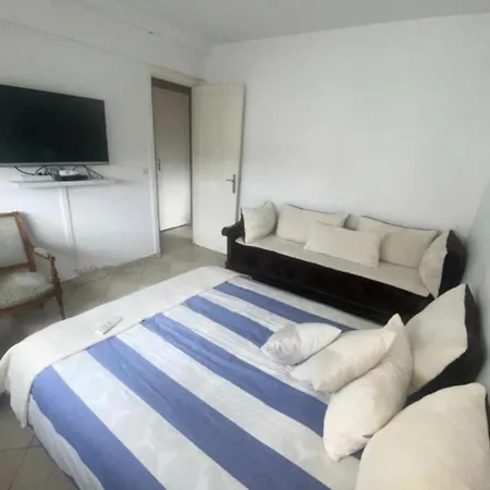 Centre Cote Montmartre *