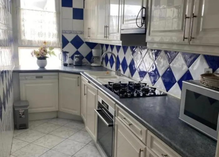 Centre Cote Montmartre Apartament *